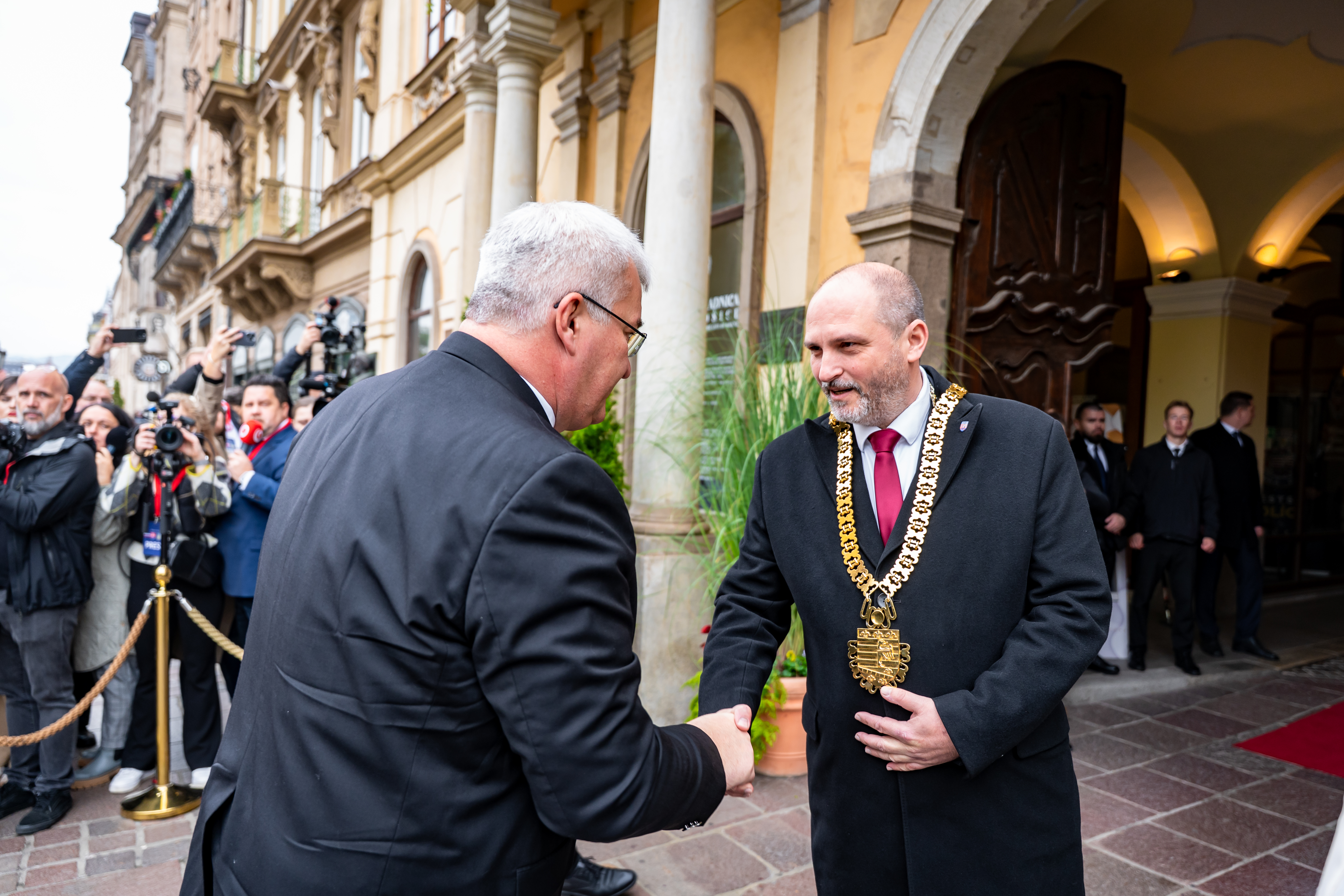 Spolocne rokovanie clenov vlad Slovenskej republiky a Ukrajinyr-17